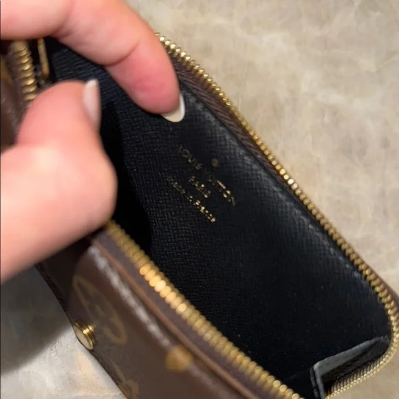 Louis Vuitton Monogram Recto Verso Key Pouch - Picture 7 of 9